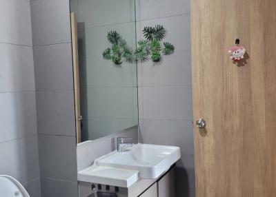 1-BR Condo at Noble Revent near BTS Phaya Thai (ID 407592)