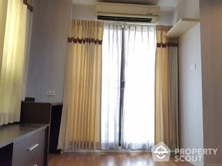 2-BR Condo at Lumpini Place Phahol-Saphankhwai near BTS Saphan Khwai