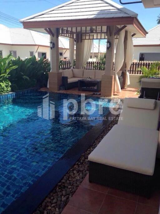 Baan Dusit For Sale in Huay Yai