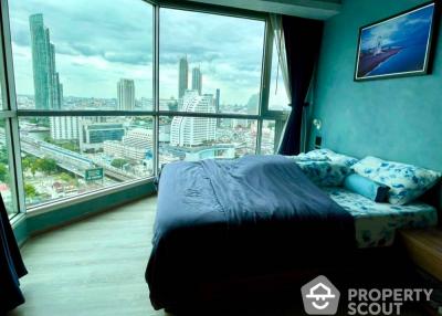 1-BR Condo at Rhythm Sathorn near BTS Saphan Taksin