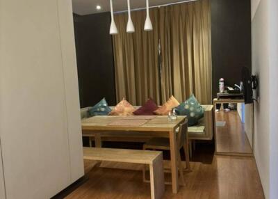 1-BR Condo at Condo One X Sukhumvit 26 near BTS Phrom Phong