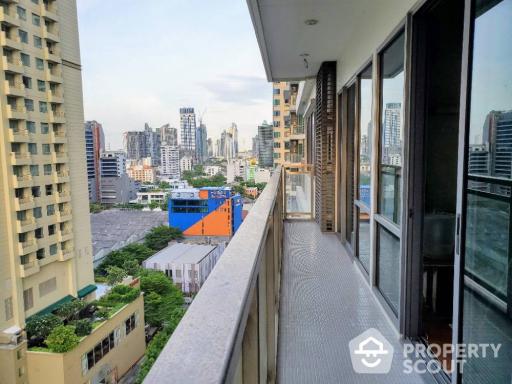 2-BR Condo at Bright Sukhumvit 24 Condominium near BTS Phrom Phong (ID 469657)