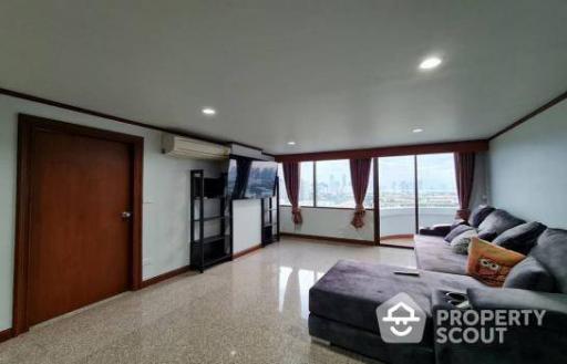 2-BR Condo in Bang Kapi