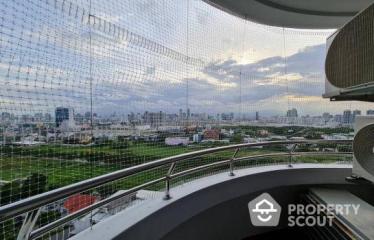 2-BR Condo in Bang Kapi