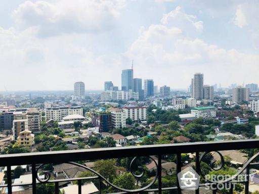 1-BR Condo at The Crest Sukhumvit 34 near BTS Thong Lor