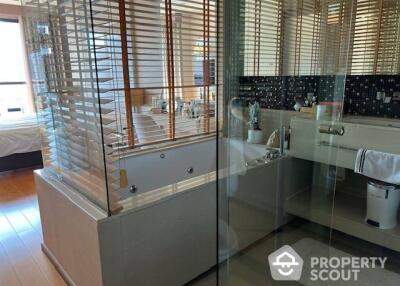 1-BR Condo at The Address Sathorn near BTS Chong Nonsi