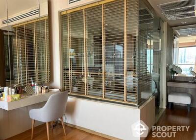 1-BR Condo at The Address Sathorn near BTS Chong Nonsi