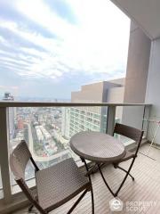 1-BR Condo at The River Condominium near BTS Saphan Taksin