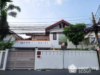 5-BR House near MRT Sutthisan