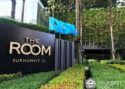 1-BR Condo at The Room Sukhumvit 21 near MRT Sukhumvit