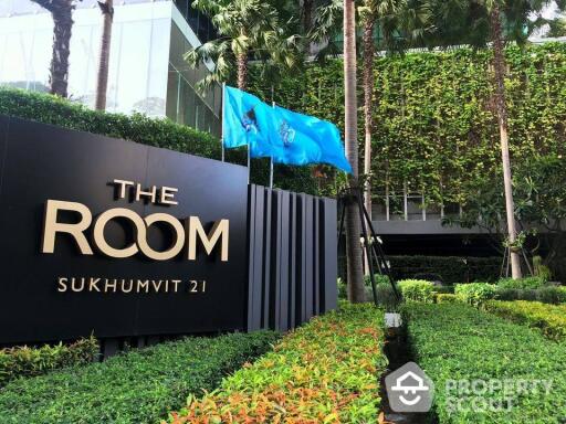 1-BR Condo at The Room Sukhumvit 21 near MRT Sukhumvit