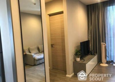 2-BR Condo at The Room Sathorn - St. Louis near BTS Surasak