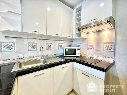 2-BR Condo at Baan Sukhumvit near BTS Thong Lor