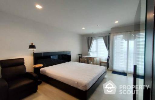 1-BR Condo at Life One Wireless near BTS Phloen Chit