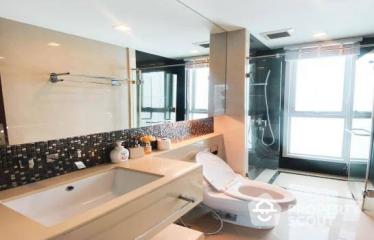 2-BR Condo at The Address Asoke near ARL Makkasan