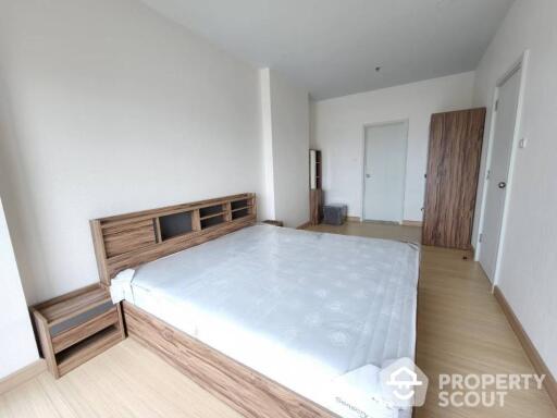 2-BR Condo at Supalai Loft Prajadhipok-Wongwian Yai near BTS Wongwian Yai