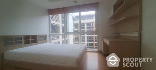 2-BR Condo at The Master Sathorn Executive near BTS Krung Thon Buri