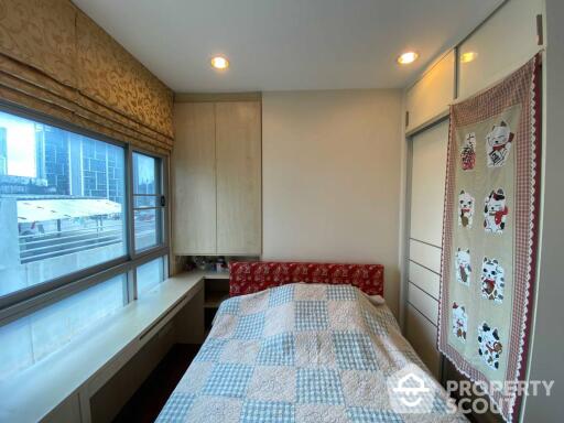 2-BR Condo at Q House Sathorn near BTS Krung Thon Buri