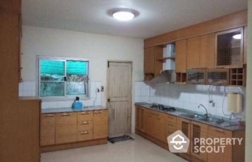 5-BR House near BTS Bang Chak