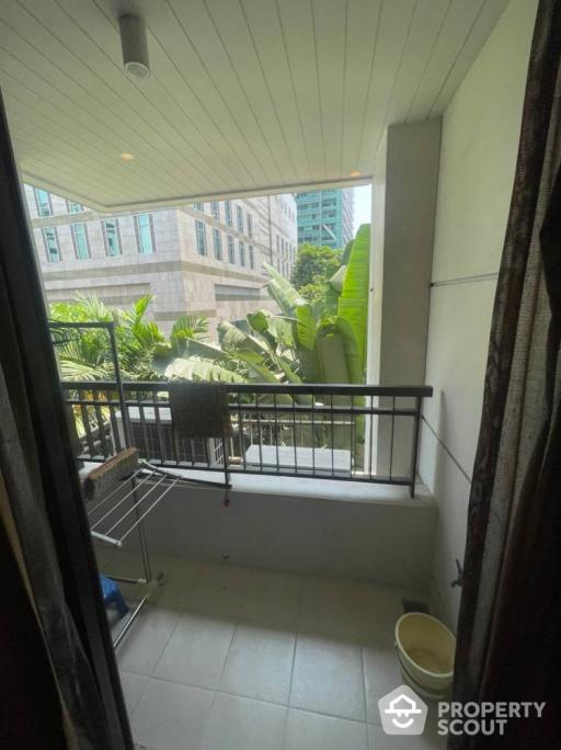 1-BR Condo at Collezio Sathorn-Pipat near BTS Chong Nonsi