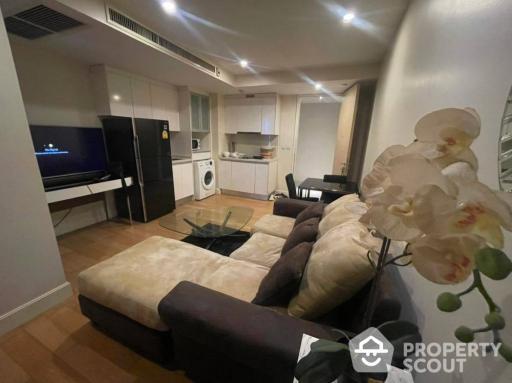 1-BR Condo at Collezio Sathorn-Pipat near BTS Chong Nonsi