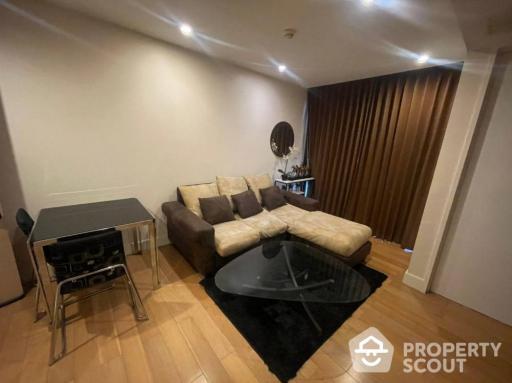 1-BR Condo at Collezio Sathorn-Pipat near BTS Chong Nonsi