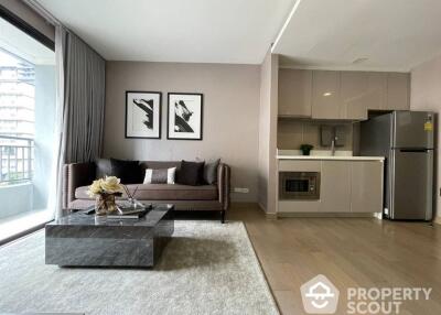 1-BR Condo at Dazzle Sukhumvit 7 near BTS Nana