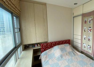 2-BR Condo at Q House Sathorn near BTS Krung Thon Buri