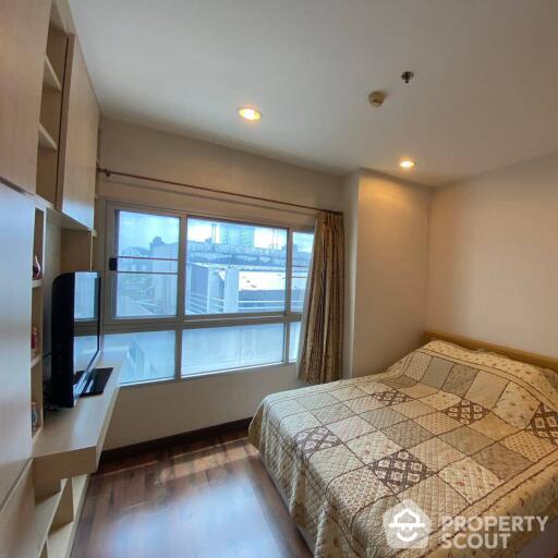 2-BR Condo at Q House Sathorn near BTS Krung Thon Buri