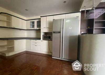 2-BR Condo at Sukhumvit Suite near BTS Nana