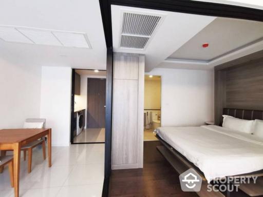 1-BR Condo at Circle Rein near BTS Asok