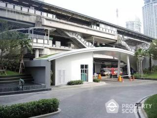 1-BR Condo at Rhythm Sukhumvit 44/1 near BTS Phra Khanong