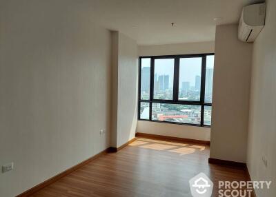 1-BR Condo at Supalai Premier Charoen Nakhon near BTS Krung Thon Buri