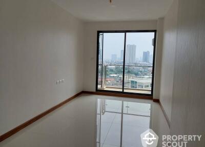 1-BR Condo at Supalai Premier Charoen Nakhon near BTS Krung Thon Buri