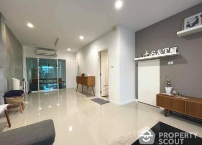 3-BR Townhouse near BTS Bang Chak