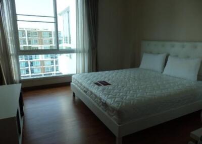 1 Bed condo to rent : One Plus Klonchon