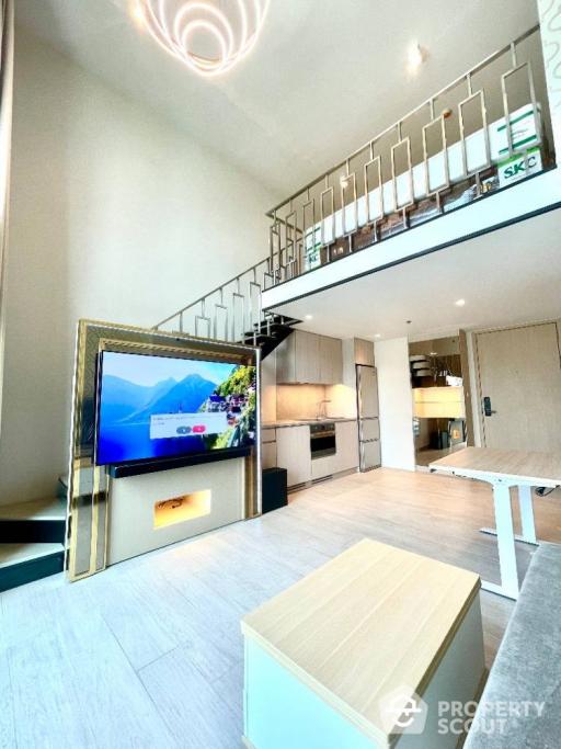 1-BR Condo at The Lofts Silom near BTS Surasak