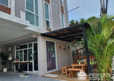 10-BR Apt. near BTS On Nut