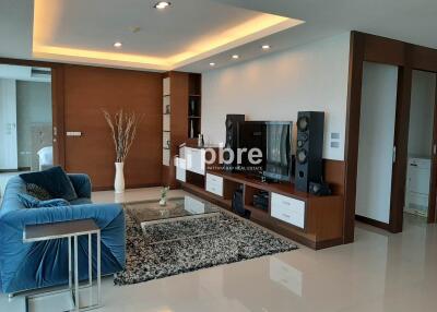 Montrari Penthouse Jomtien Condo for Sale