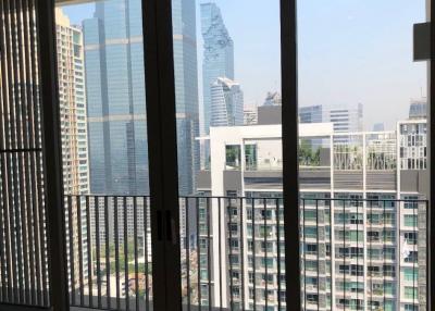 2-BR Condo at Nara 9 Sathorn-Narathiwas near BTS Chong Nonsi