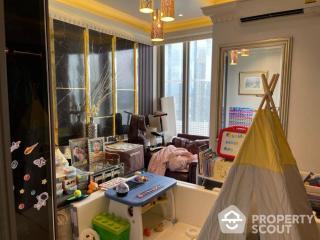 2-BR Condo at Nara 9 Sathorn-Narathiwas near BTS Chong Nonsi