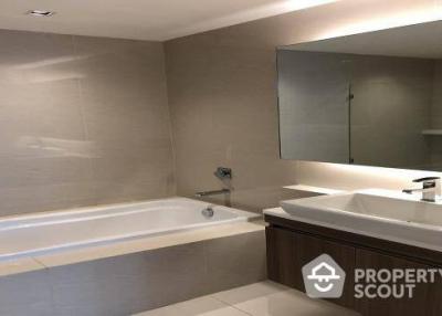 2-BR Condo at Vtara 36 near BTS Thong Lor