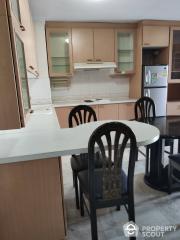 1-BR Condo at Supalai Place Sukhumvit 39 near BTS Phrom Phong