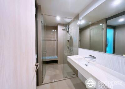 1-BR Condo at Rhythm Sukhumvit 42 near BTS Ekkamai