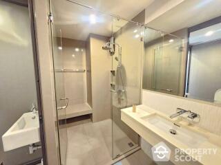 1-BR Condo at Rhythm Sukhumvit 42 near BTS Ekkamai