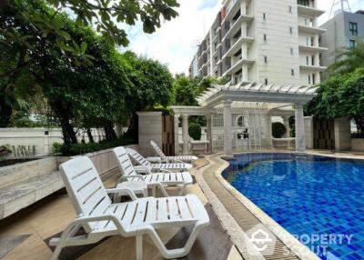 2-BR Condo at La Vie En Rose Place Condominium near BTS Thong Lor