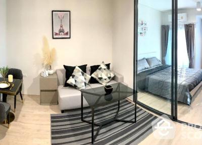 1-BR Condo at Ideo Sathorn-Wongwian Yai near BTS Wongwian Yai