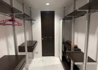 2-BR Condo at Amanta Ratchada near MRT Thailand Cultural Centre