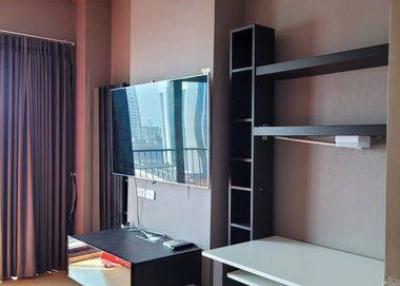 1-BR Condo at Noble Revent near BTS Phaya Thai