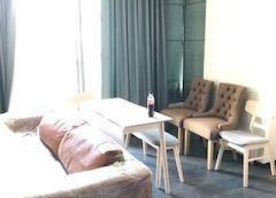 1-BR Condo at Edge Sukhumvit 23 near MRT Sukhumvit